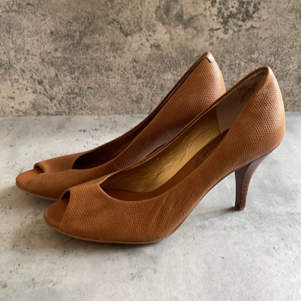 Banana Republic Heels